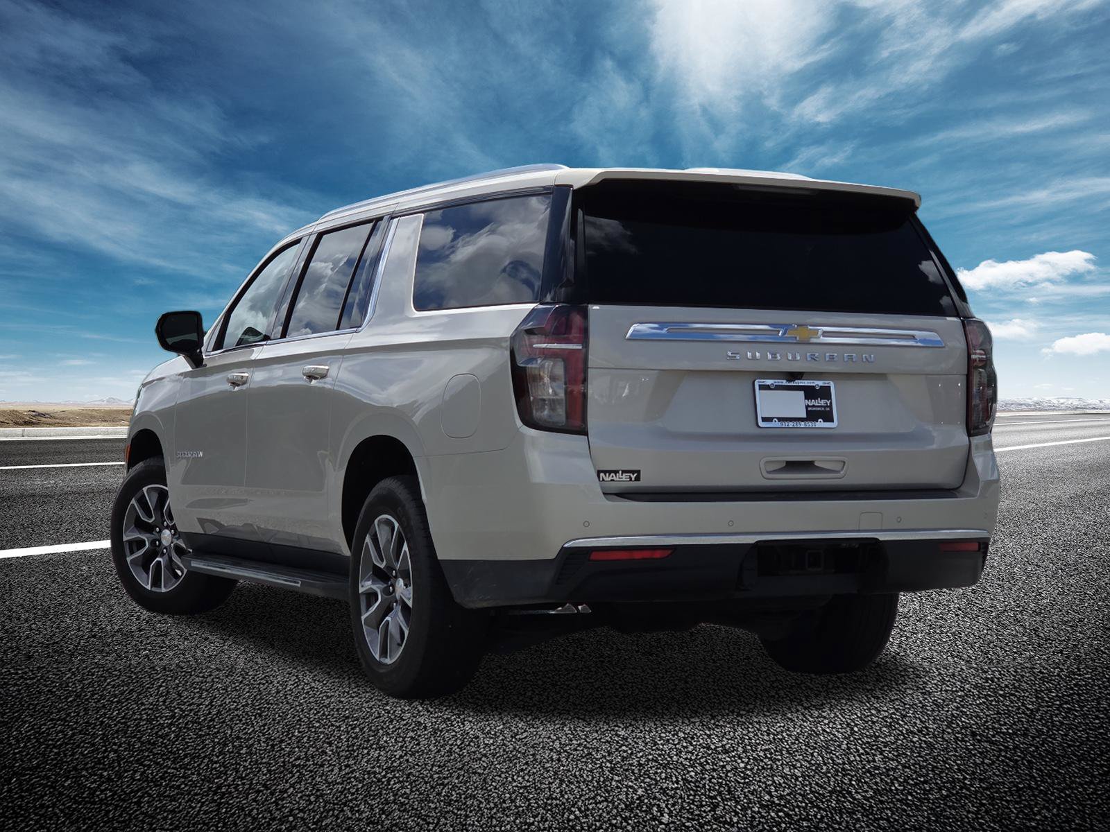 Used 2023 Chevrolet Suburban LS w/ Driver Alert Package RWD image 12