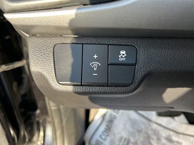 Used 2022 Kia Rio LX image 19