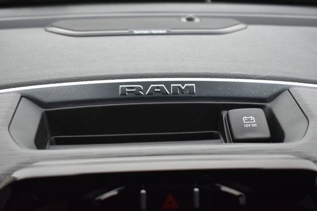 Used 2024 RAM 1500 Laramie image 26