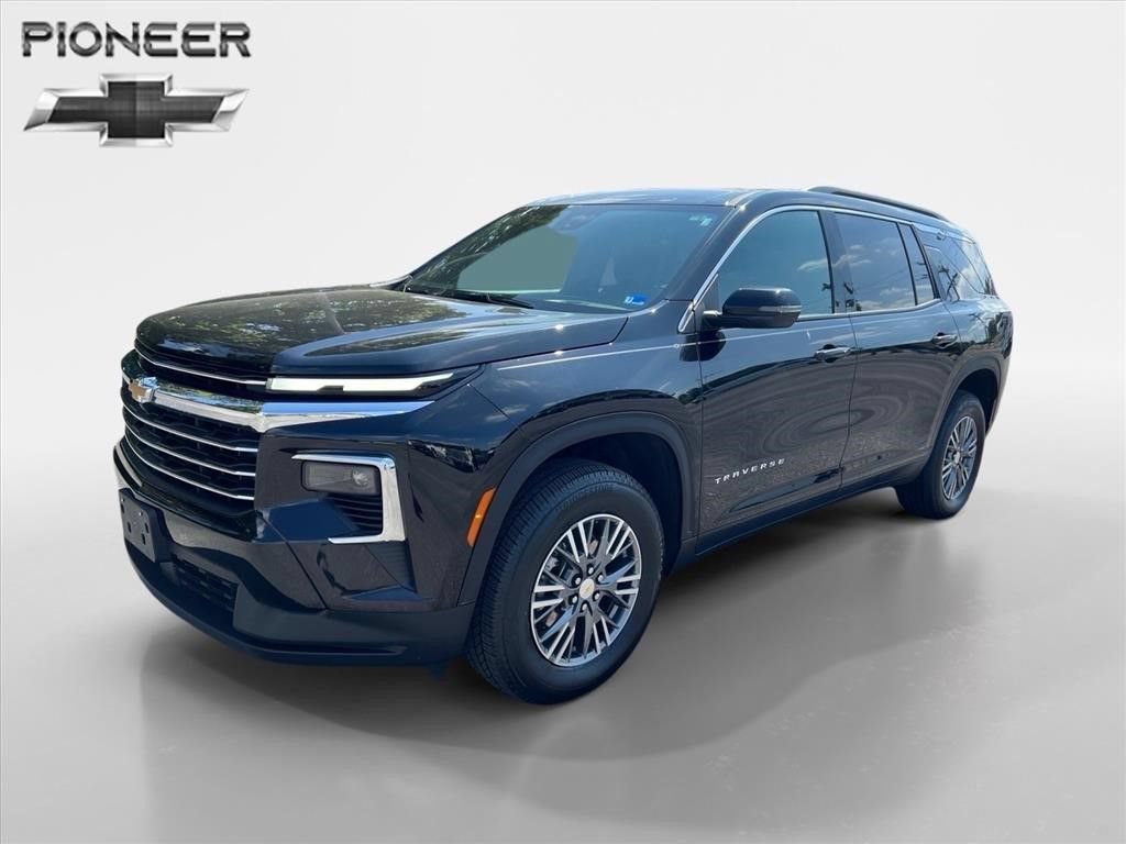 Used 2026 Chevrolet Traverse LT AWD/4WD image 1