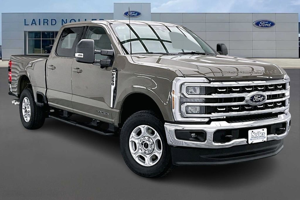 New 2026 Ford F250 XLT w/ XLT Premium Package image 2