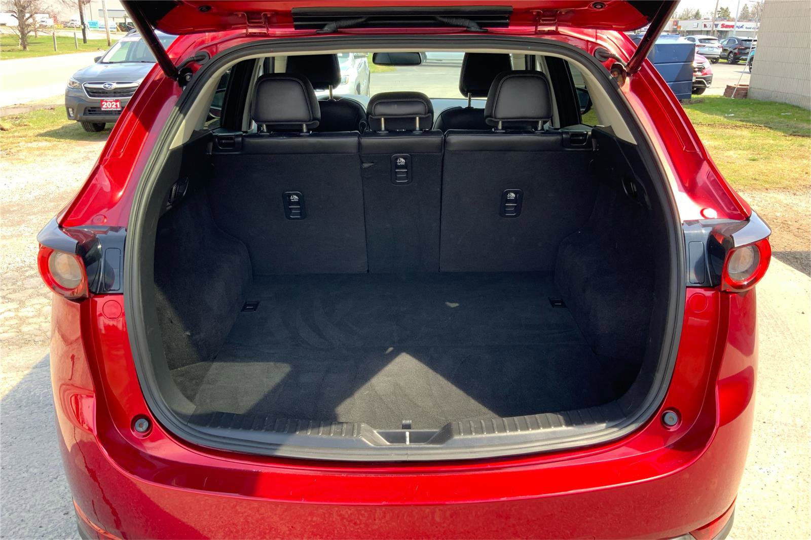 Used 2019 MAZDA CX-5 Grand Touring w/ GT Premium Package image 12