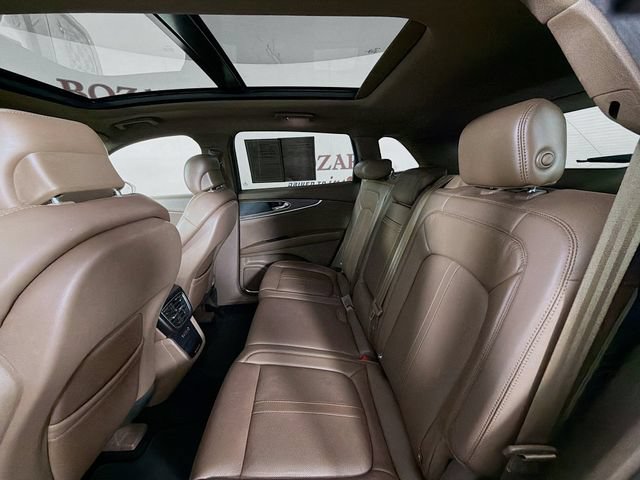 Used 2018 Lincoln MKX Reserve w/ Driver Assistance Package FWD image 30