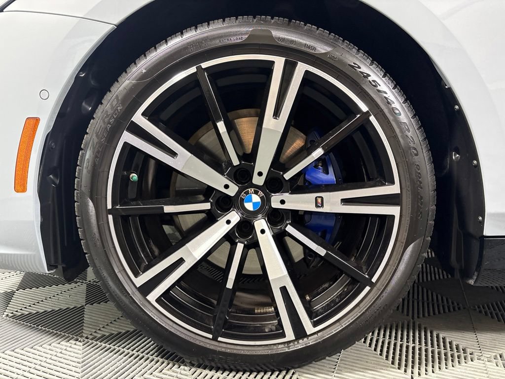 Certified 2026 BMW 530i w/ M Sport Package RWD image 8