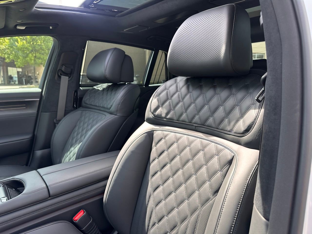 Used 2026 Genesis G90 3.5T Prestige image 22