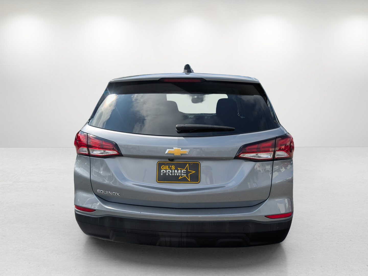 Used 2023 Chevrolet Equinox LS w/ LPO, Cargo Package FWD image 6