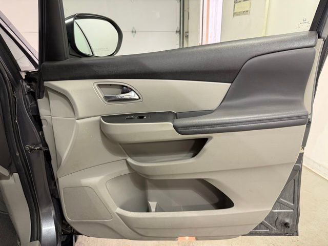 Used 2014 Honda Odyssey EX-L image 28