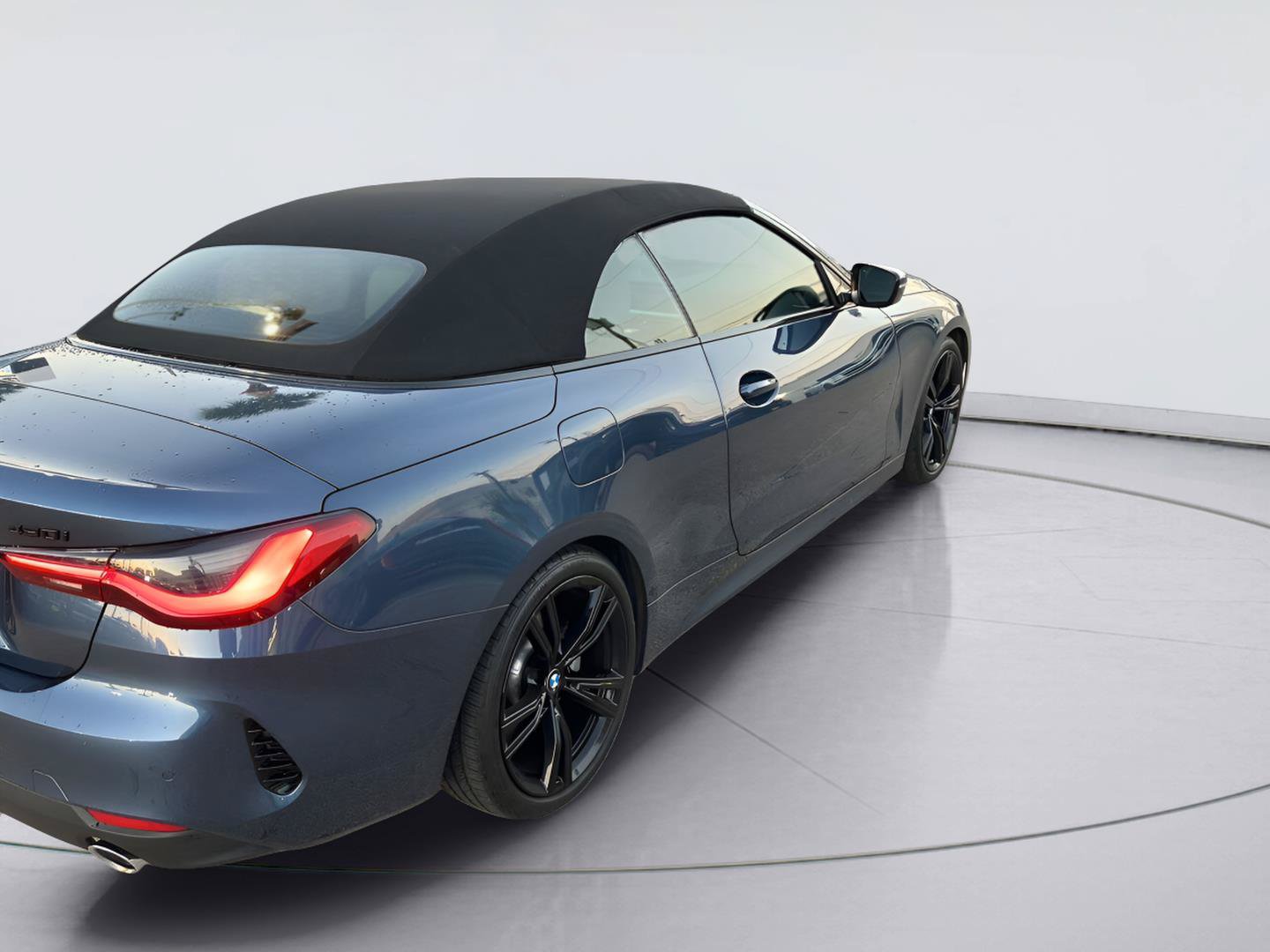 Used 2022 BMW 430i Convertible w/ Premium Package 2 RWD image 5