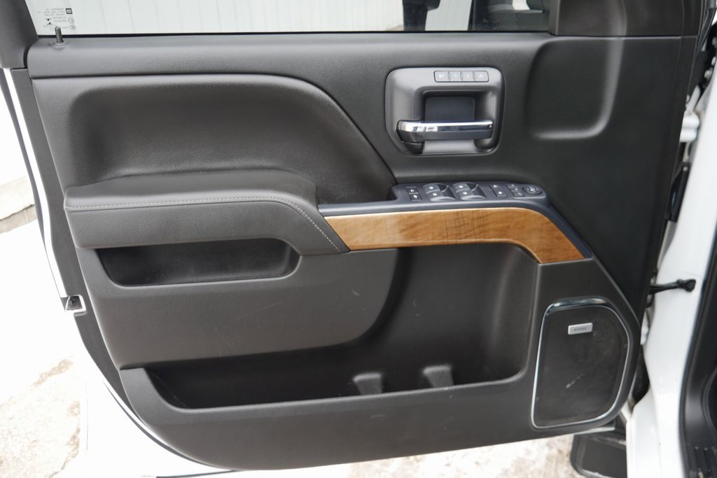 Used 2018 Chevrolet Silverado 3500 LTZ w/ Duramax Plus Package image 28