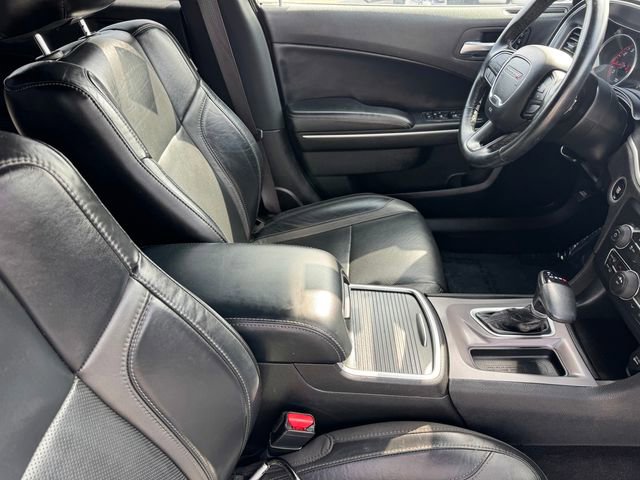 Used 2022 Dodge Charger SXT w/ Leather Interior Group image 6