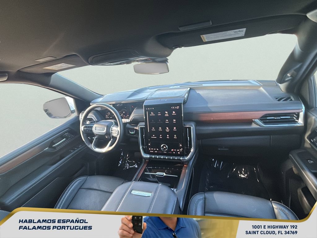 Used 2025 GMC Yukon XL Denali image 37