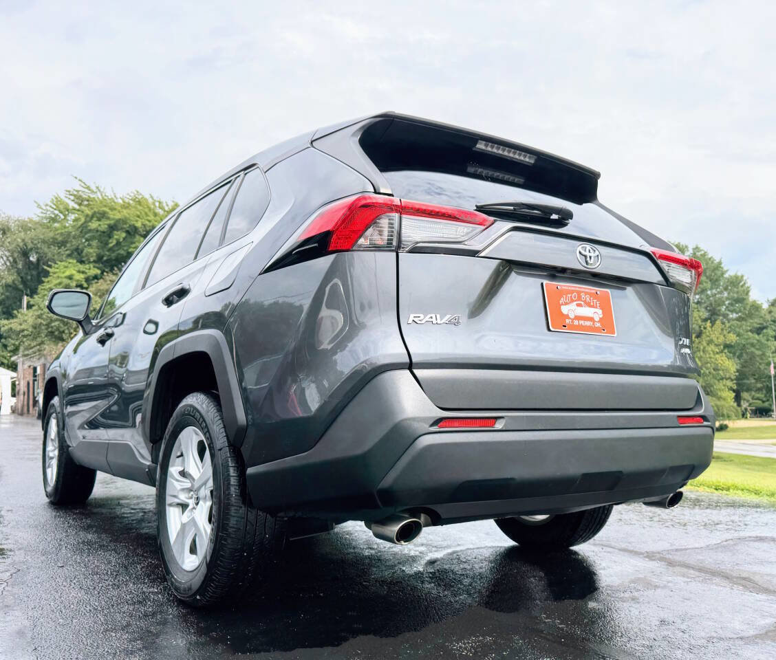 Used 2020 Toyota RAV4 XLE image 7