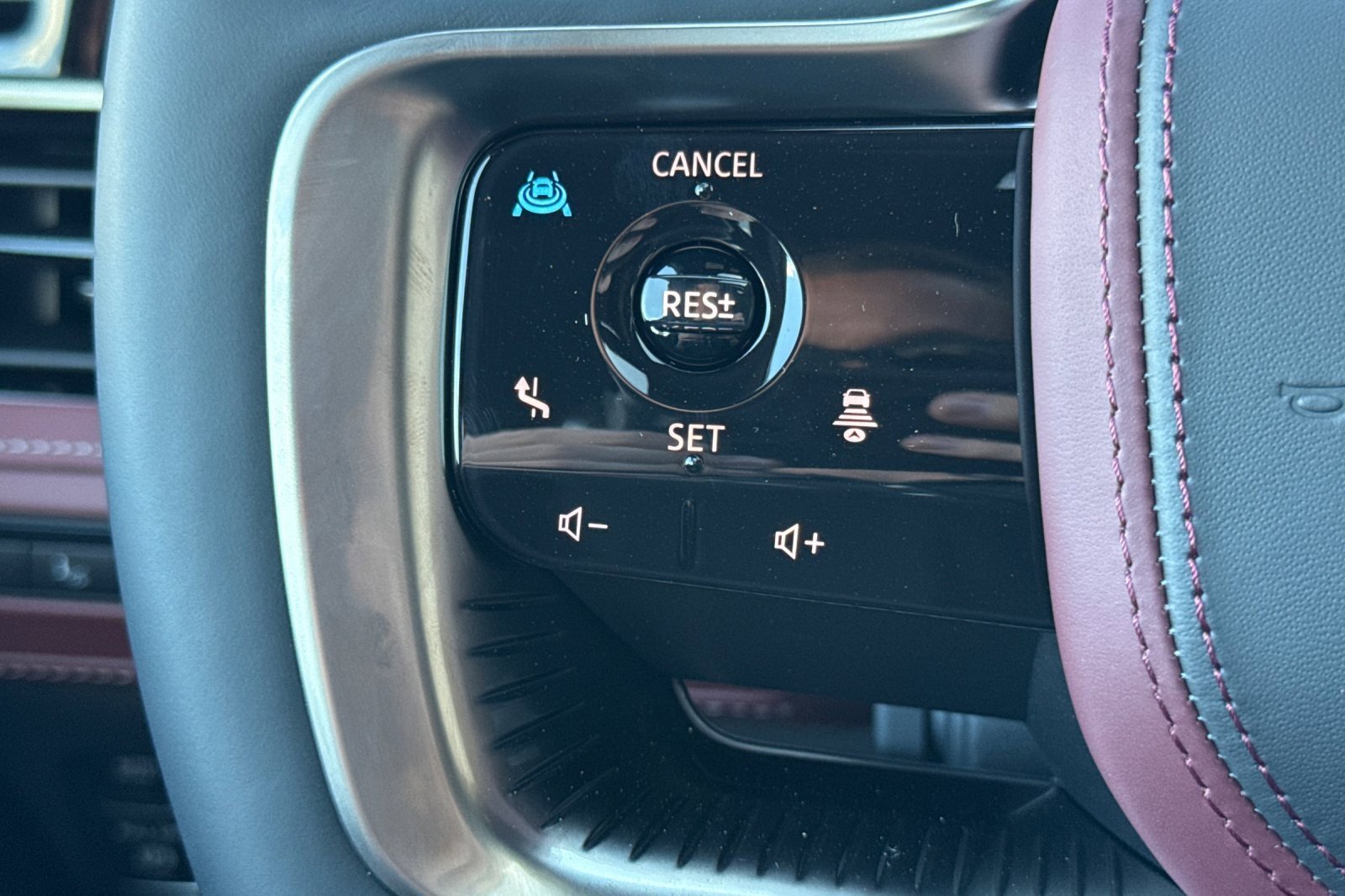 New 2026 INFINITI QX80 Autograph w/ Premium Cargo Package image 27