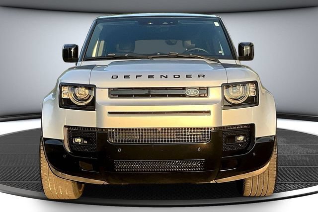 Used 2023 Land Rover Defender 130 X-Dynamic SE AWD/4WD video 2