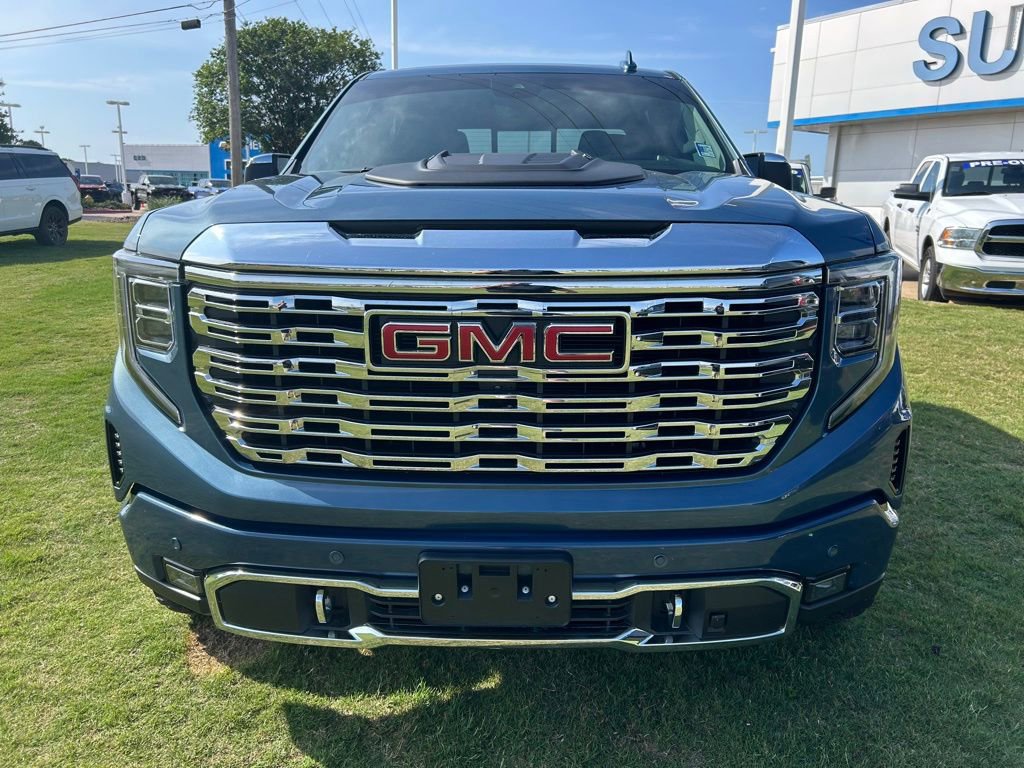 Used 2024 GMC Sierra 1500 Denali w/ Denali Reserve Package AWD/4WD image 15
