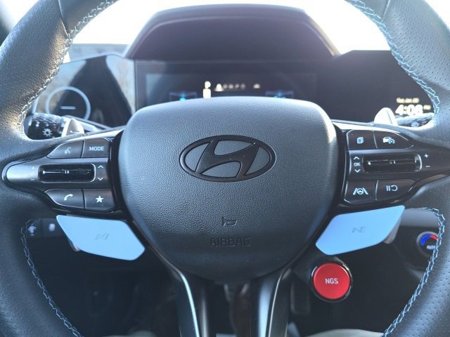 Used 2025 Hyundai Elantra N image 22