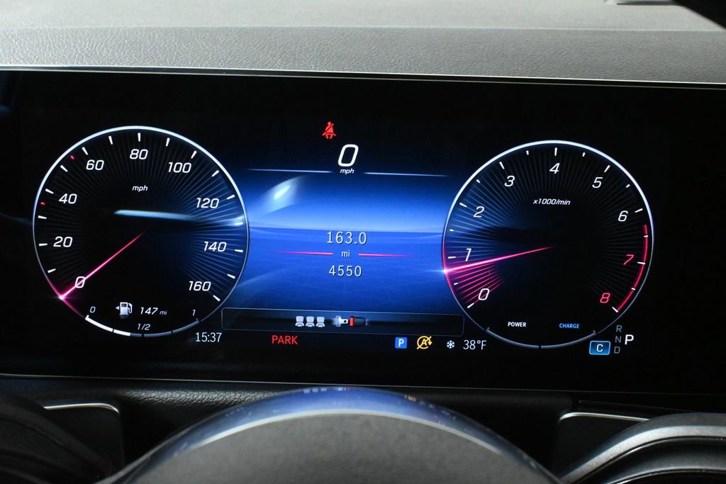 Certified 2026 Mercedes-Benz GLB 250 4MATIC image 18