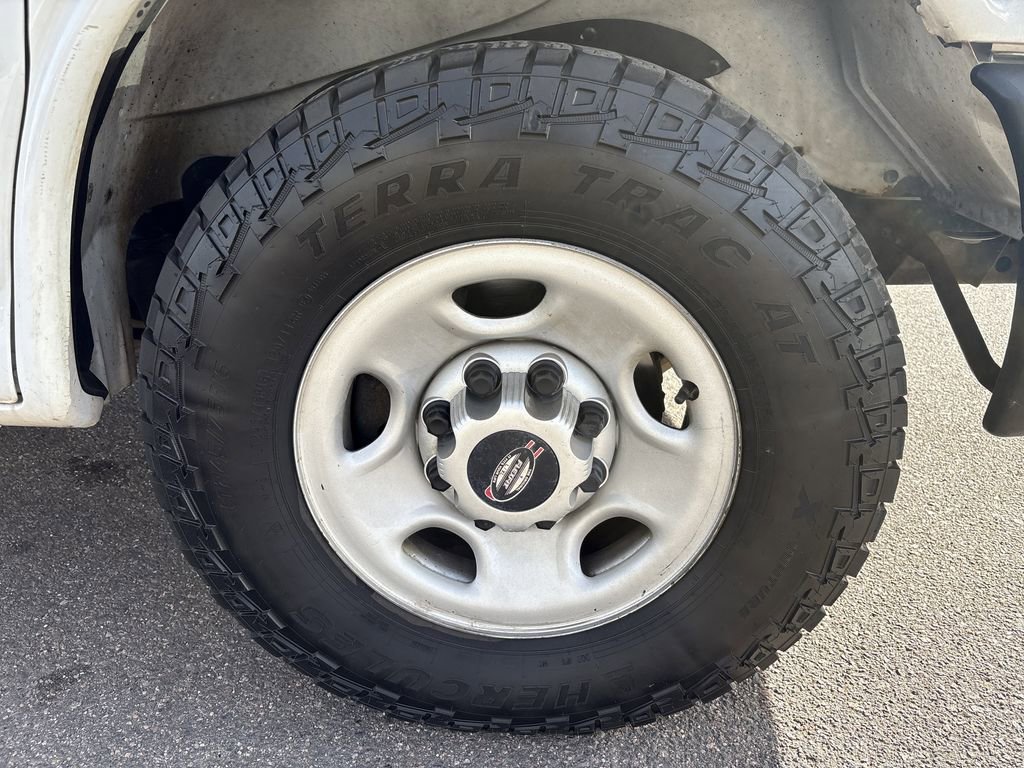 Used 2015 GMC Savana 3500 Extended image 23