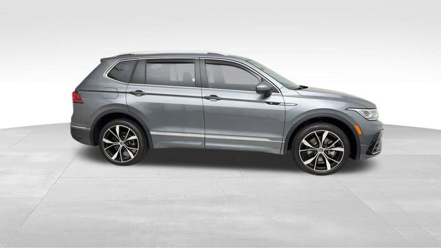 Used 2024 Volkswagen Tiguan SEL R-Line AWD/4WD image 9