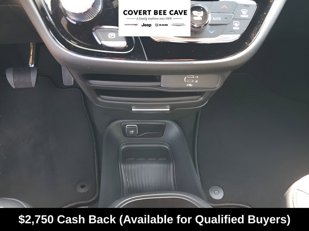 New 2026 Chrysler Voyager LX image 39
