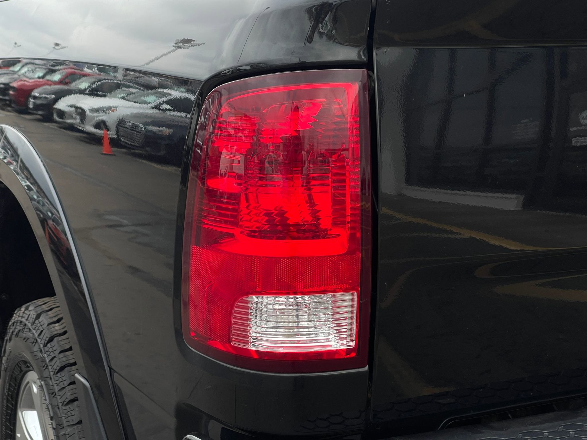 Used 2018 RAM 2500 Big Horn w/ Sport Appearance Group image 29