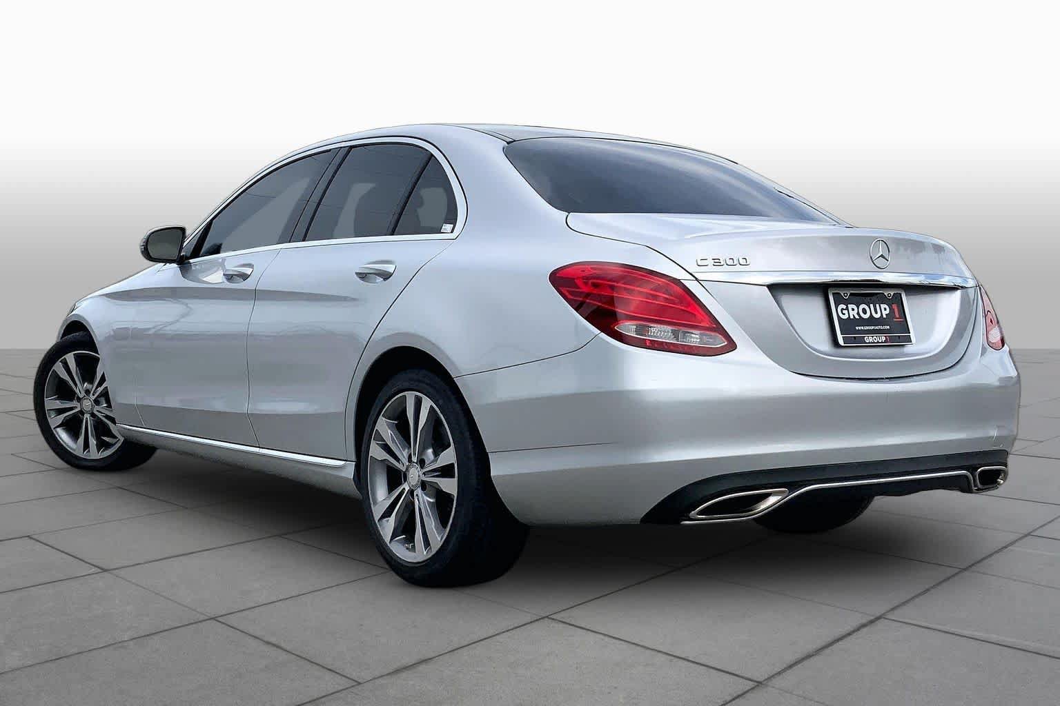 Used 2018 Mercedes-Benz C 300 Sedan image 23