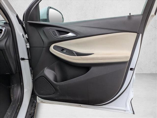 Used 2024 Buick Encore GX Sport Touring image 14