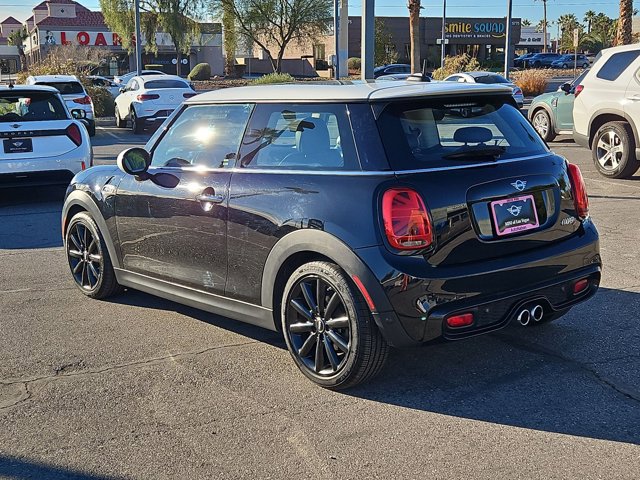 Used 2019 MINI Cooper S w/ Premium Package image 8