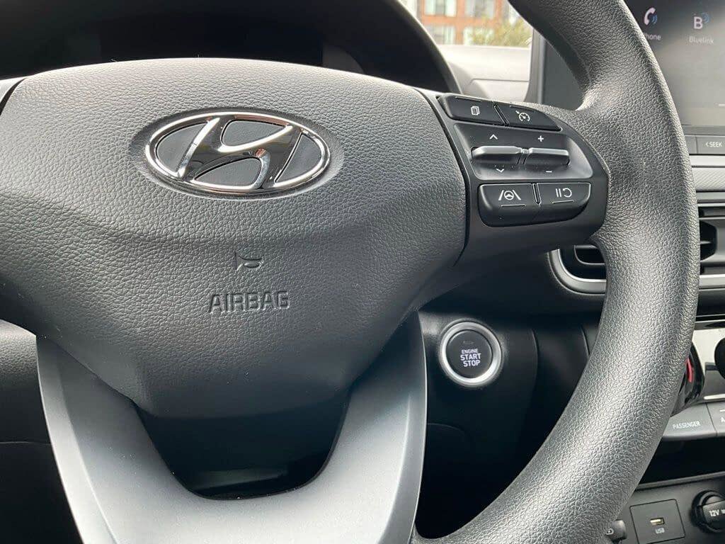 Used 2023 Hyundai Kona SEL AWD/4WD image 21