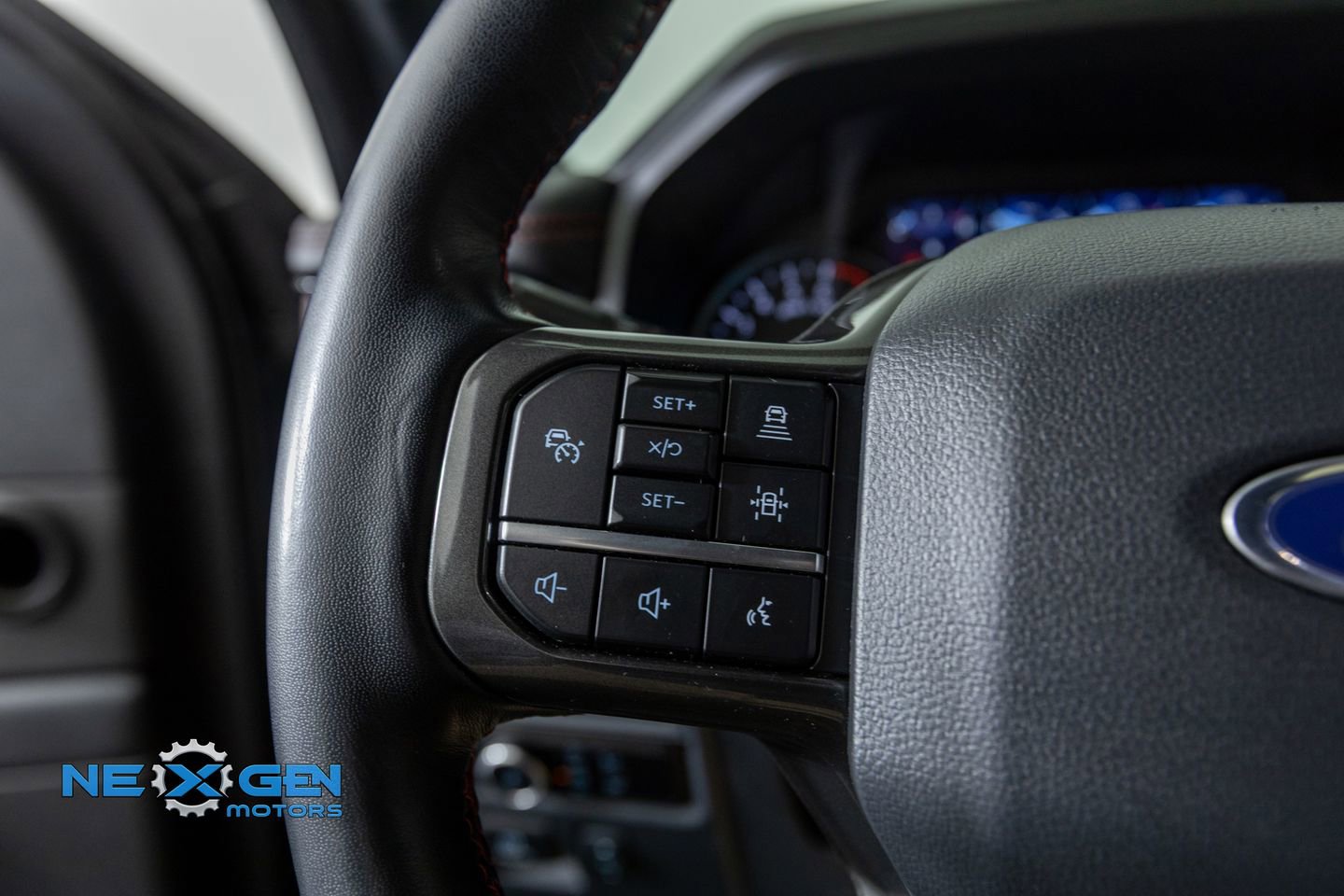 Used 2024 Ford Expedition Max Limited image 14