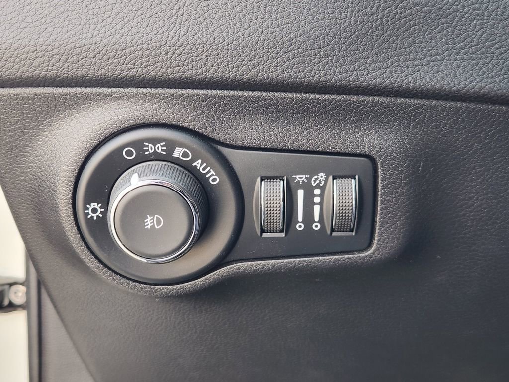 Used 2019 Jeep Compass Altitude image 22