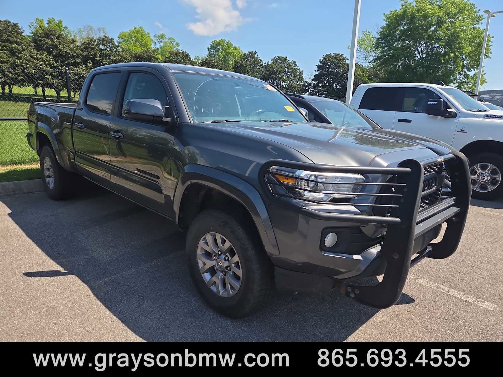 Used 2016 Toyota Tacoma SR5 w/ SR5 Appearance Package (SN) AWD/4WD image 1