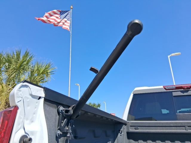 Used 2025 Chevrolet Silverado 1500 ZR2 w/ Technology Package image 8