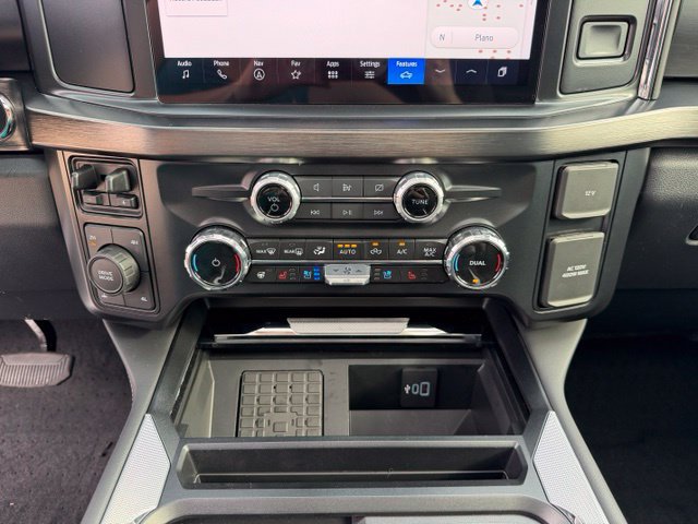 Used 2024 Ford F250 Lariat w/ Sport Appearance Package AWD/4WD image 20