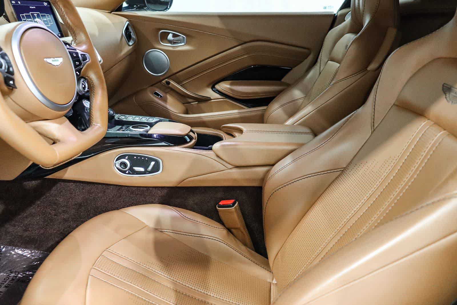 Used 2020 Aston Martin V8 Vantage Coupe RWD image 17