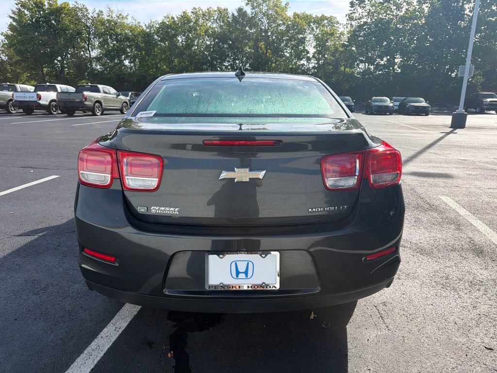 Used 2015 Chevrolet Malibu LT FWD image 4