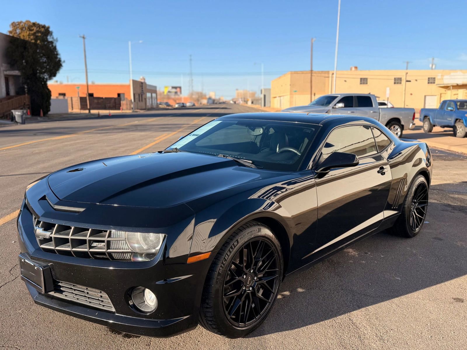 Used 2010 Chevrolet Camaro SS w/ RS Package image 6