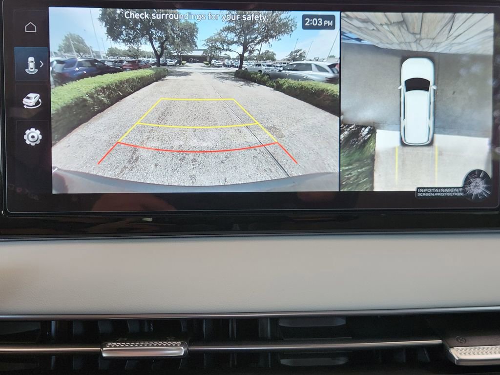 Used 2025 Hyundai Santa Fe Limited FWD image 18