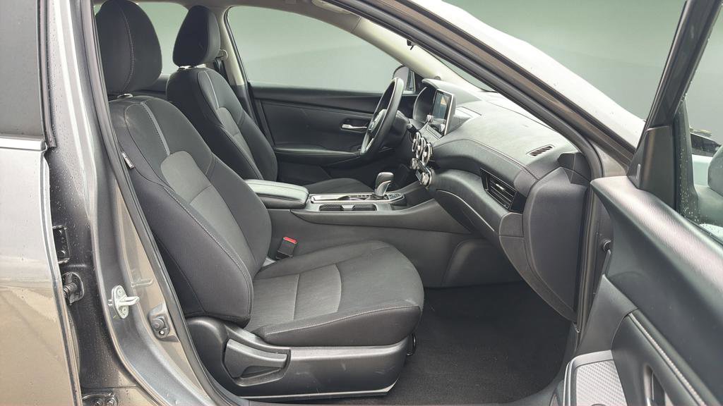 Certified 2024 Nissan Sentra SV FWD image 11