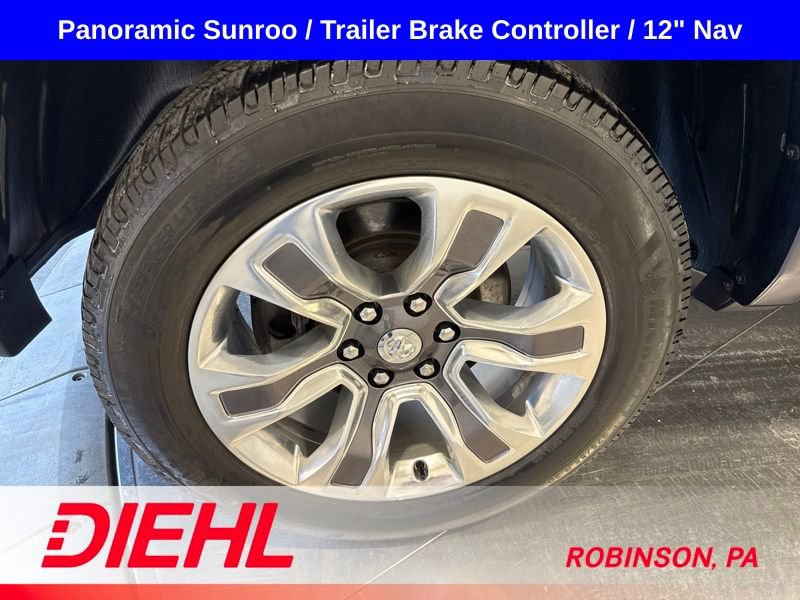 Used 2022 RAM 1500 Limited w/ Body Color Bumper Group AWD/4WD image 8