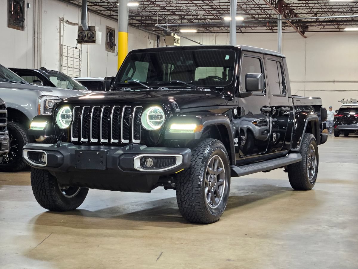 Used 2020 Jeep Gladiator Overland AWD/4WD image 3