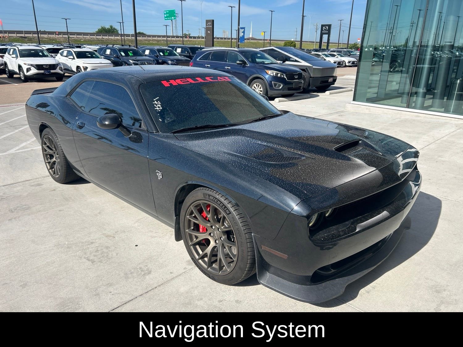 Used 2016 Dodge Challenger SRT Hellcat RWD image 3