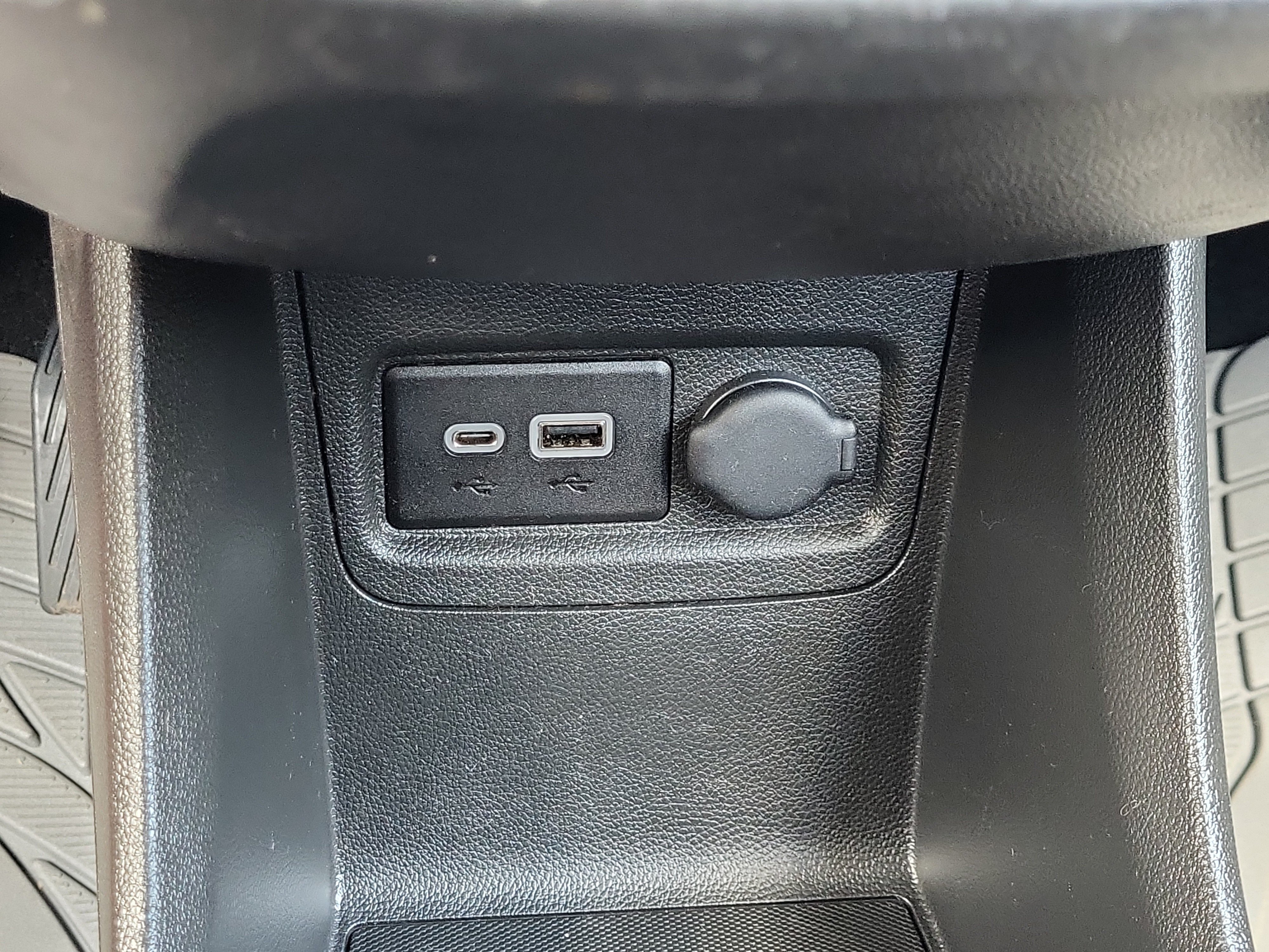 Used 2019 Chevrolet Spark LS FWD image 29