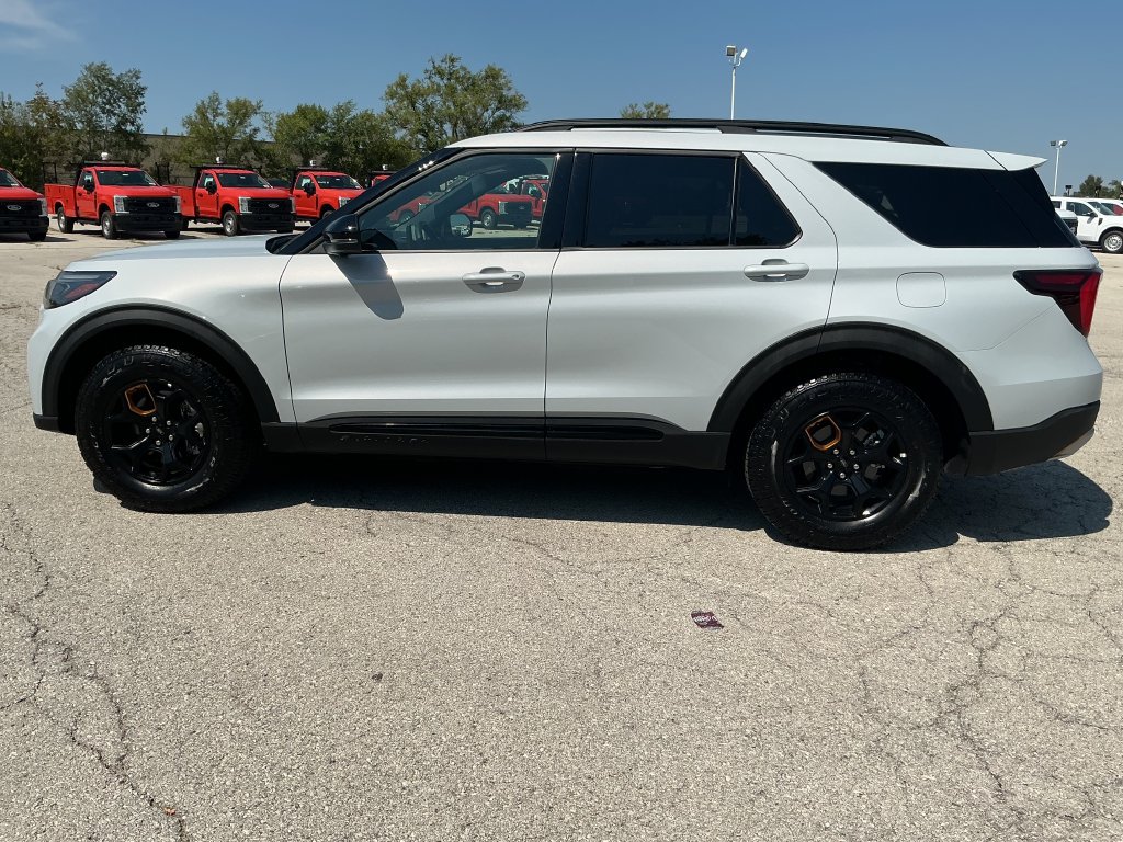 New 2026 Ford Explorer Tremor w/ Tremor Convenience Package AWD/4WD image 2