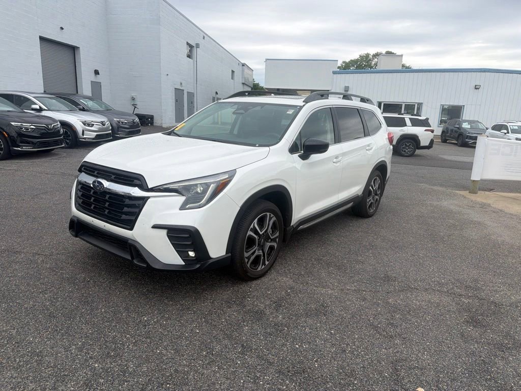 Used 2025 Subaru Ascent Limited AWD/4WD image 21