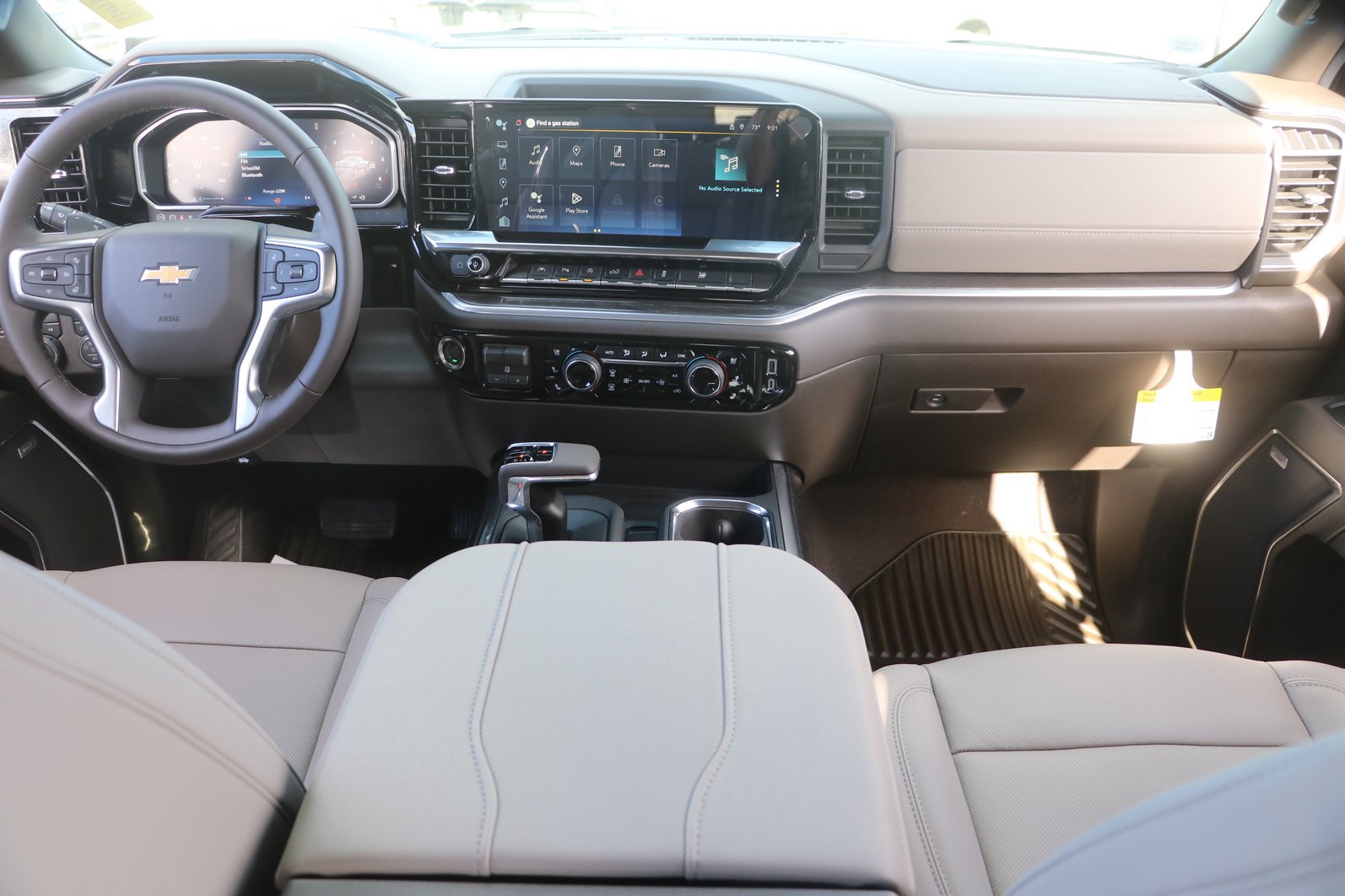 New 2026 Chevrolet Silverado 1500 LTZ w/ LTZ Convenience Package II AWD/4WD image 16