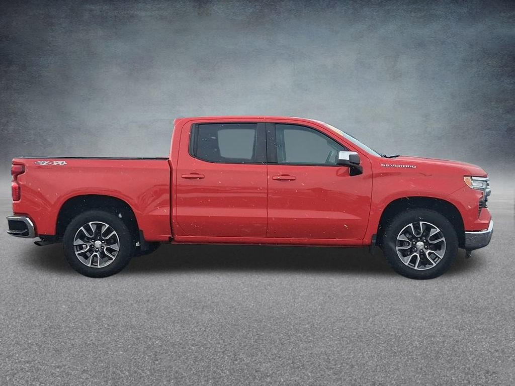 Used 2022 Chevrolet Silverado 1500 LT w/ Protection Package image 6