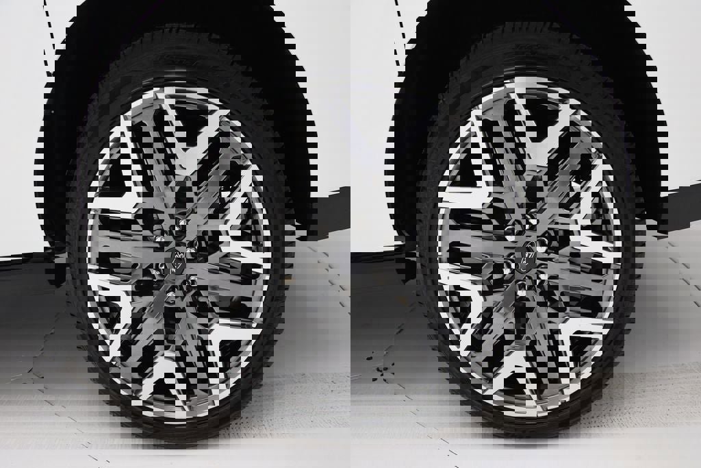 Used 2025 Ford Expedition Max Platinum w/ Platinum Ultimate Package image 11