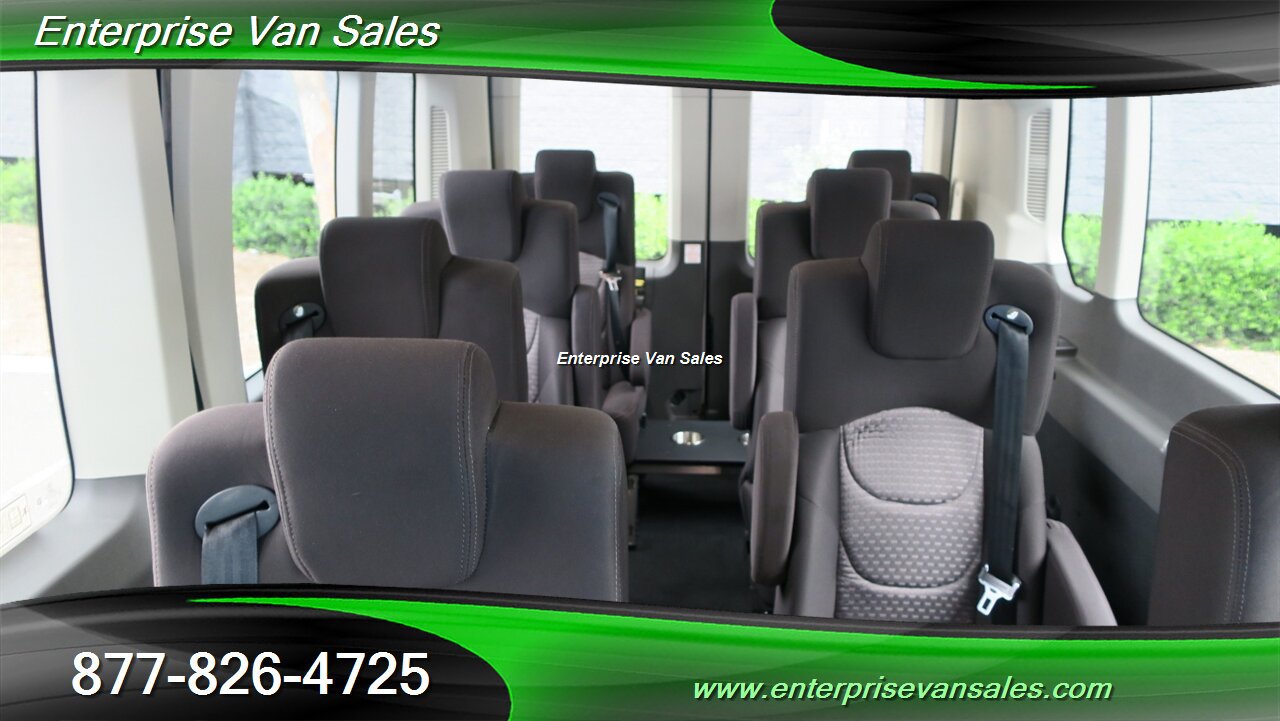 Used 2022 Ford Transit 350 XLT RWD image 2