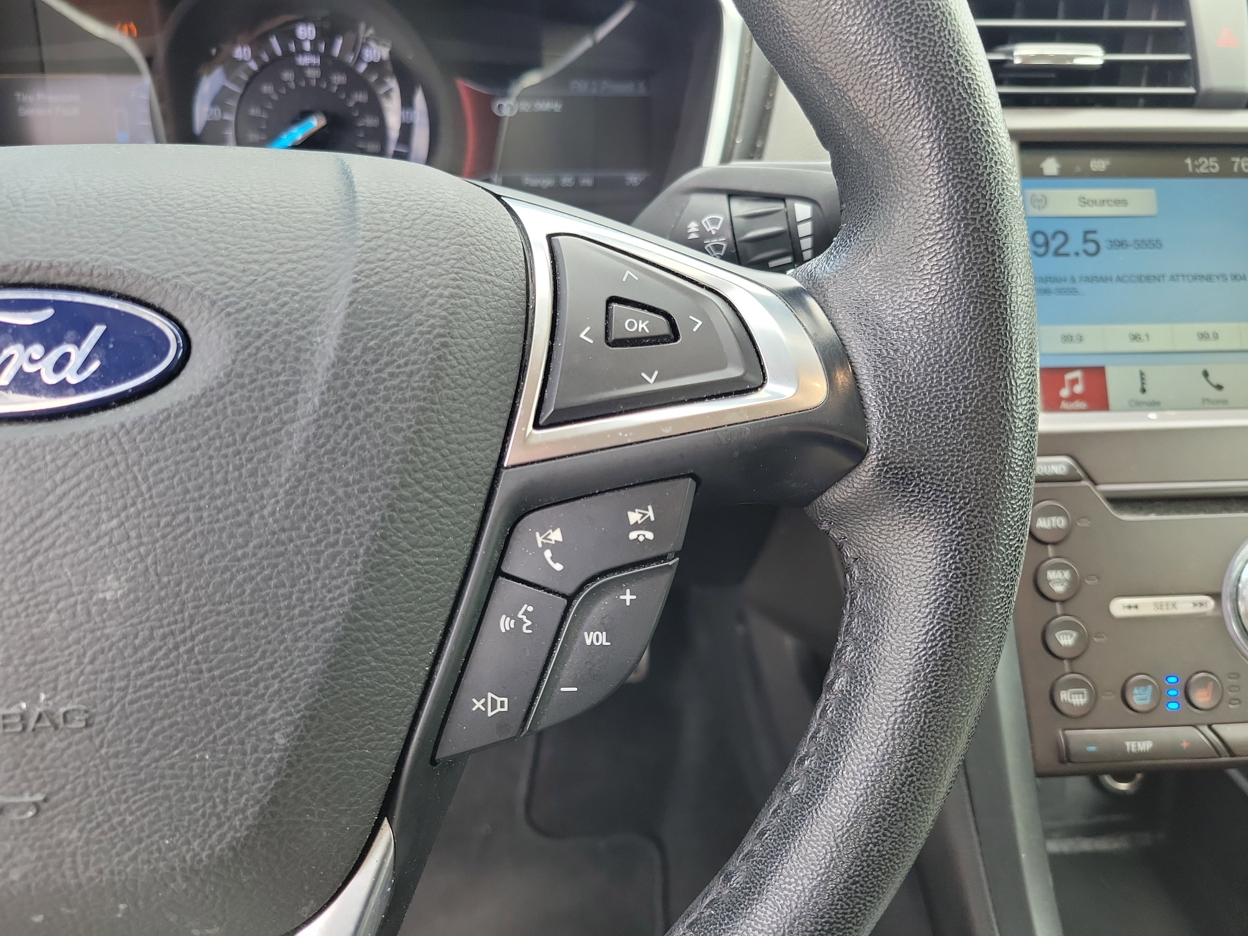 Used 2018 Ford Fusion Titanium image 13